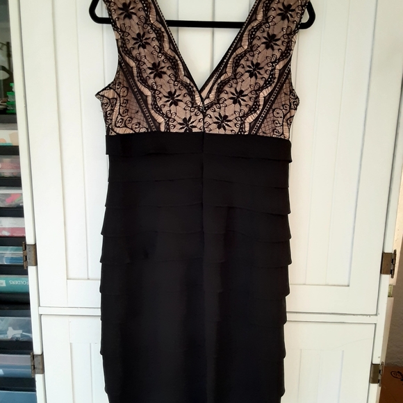 Jessica Howard Black Lace Sleeveless Cocktail Dress, Size 12P - Picture 4 of 11